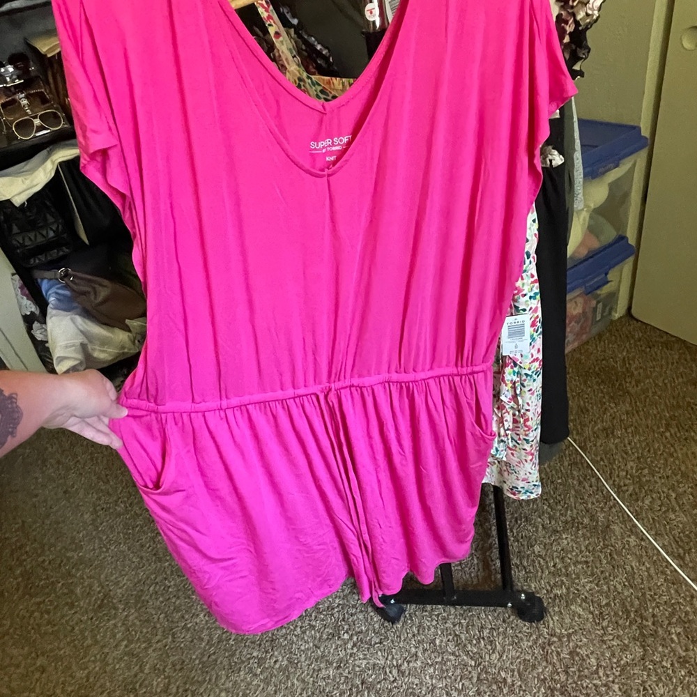 Hot pink romper Size 4